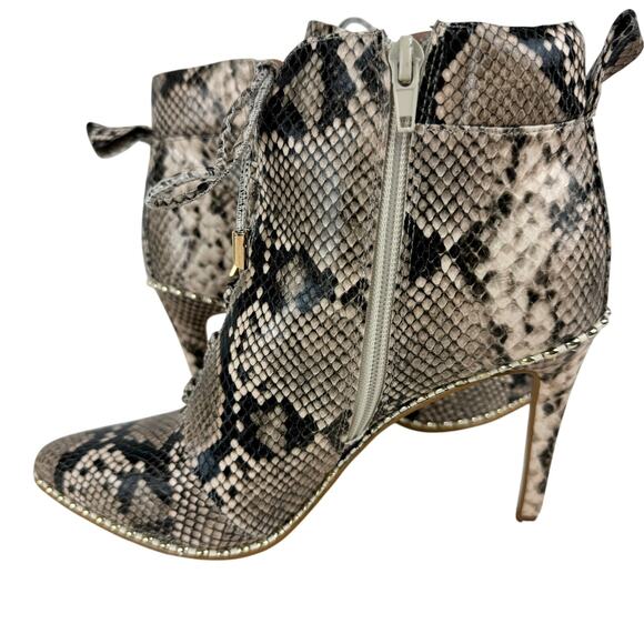 BCBGENERATION HINNA POINTED TOE HEELED ANKLE BOOTIES NATURAL SNAKE NWOB SIZE 6.5 - Picture 6 of 12